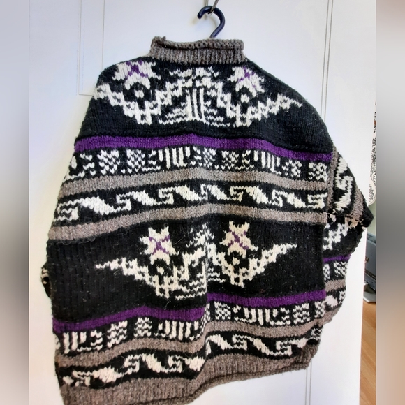 Wool sweater - Picture 3 of 7